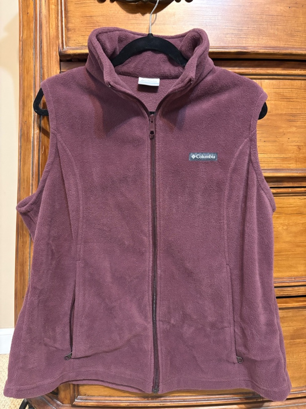 Columbia Women's Fleece Vest - Plum